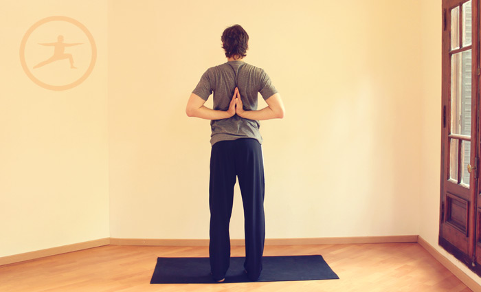PASCHIMA NAMASKARASANA · Beneficios de la práctica de Yoga